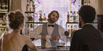 is the waitress nikki potnick