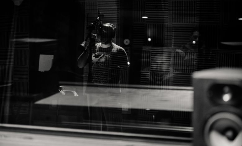 why is ravey not on the woody show anymore