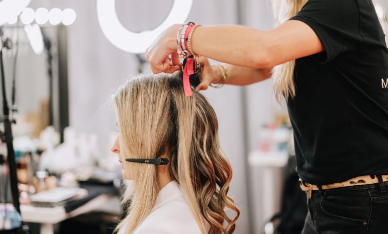 wear wigs did cecily tynan get hair extensions