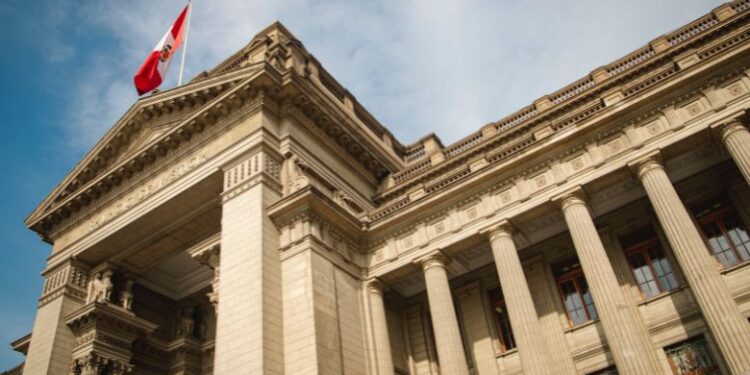 major banks have closed 145 branches in five weeks.