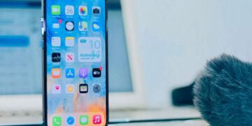 iphone 12 pro screen protector