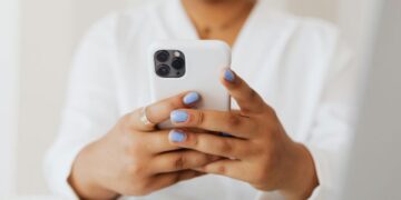 how to add airtag to find my