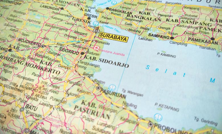 how far is texas from florida