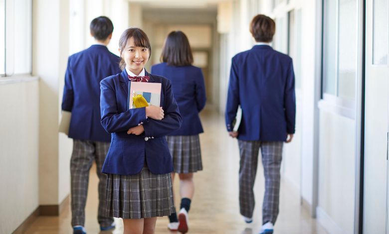 when does high school start